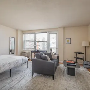 Apartment Cozy Dt Studio With Balcony By Zencity, Saint Louis