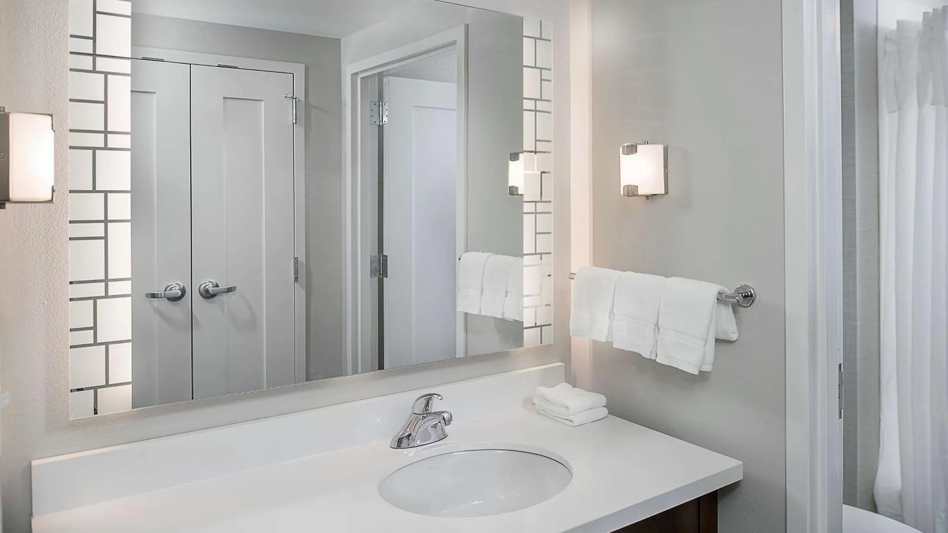 Homewood Suites By Hilton St. Louis Westport Maryland Heights United States